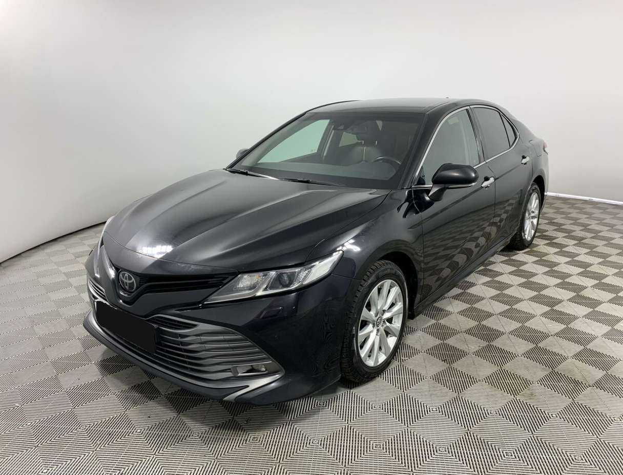 Toyota Camry с пробегом — 2019 год. Посмотреть фото