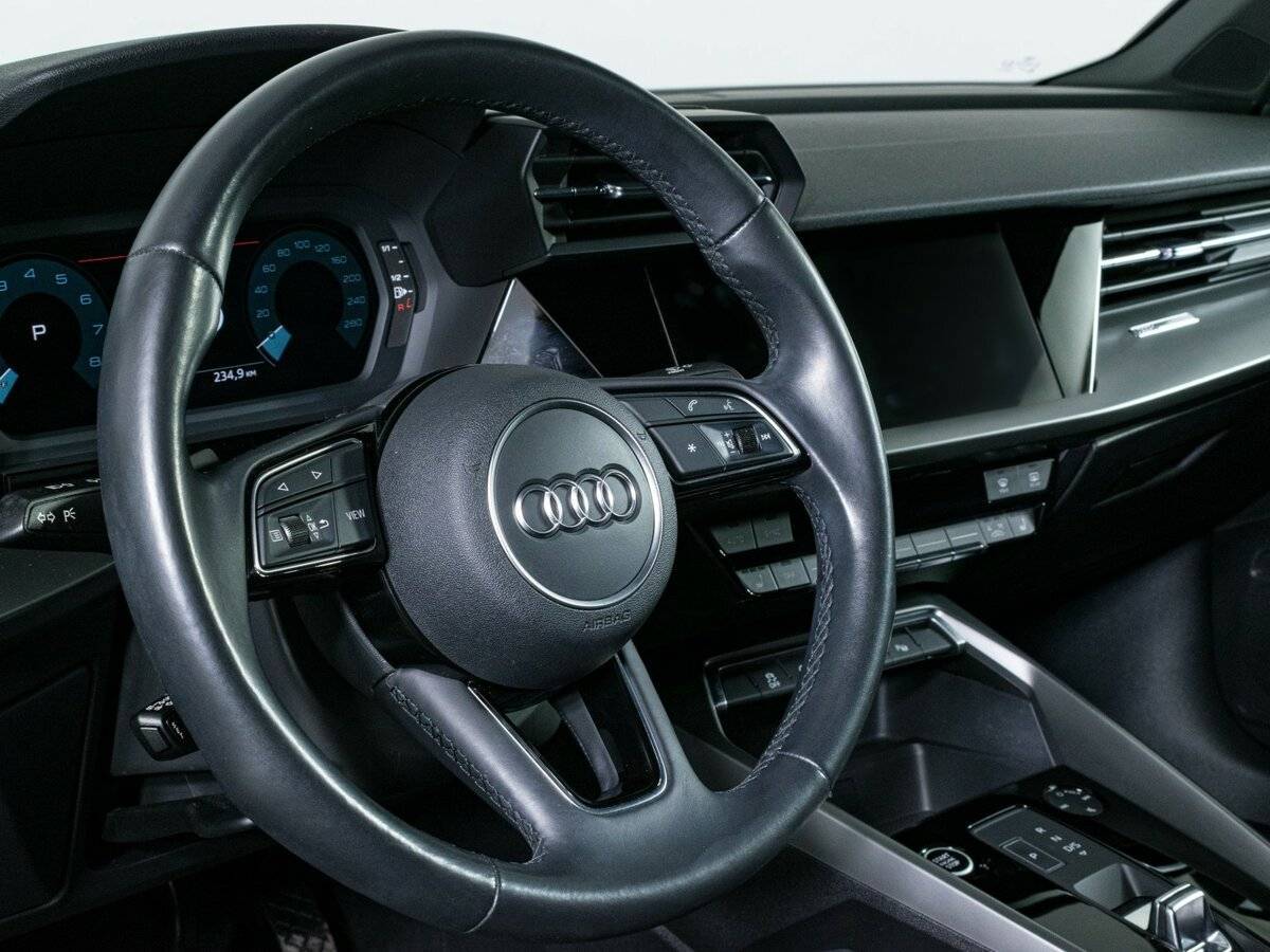 Audi A3 с пробегом — 2021 год. Фото: #11