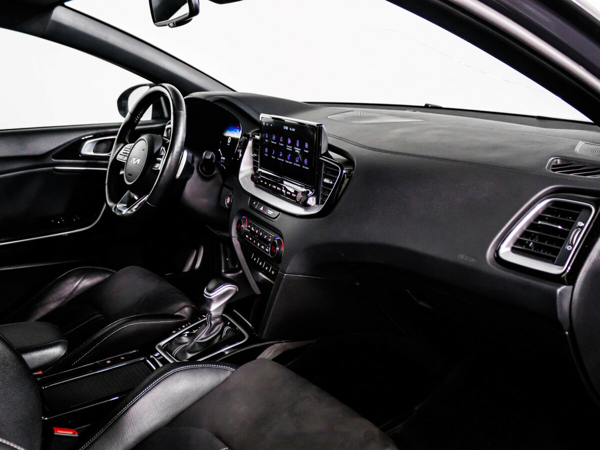 Kia Ceed с пробегом — 2021 год. Фото: #7