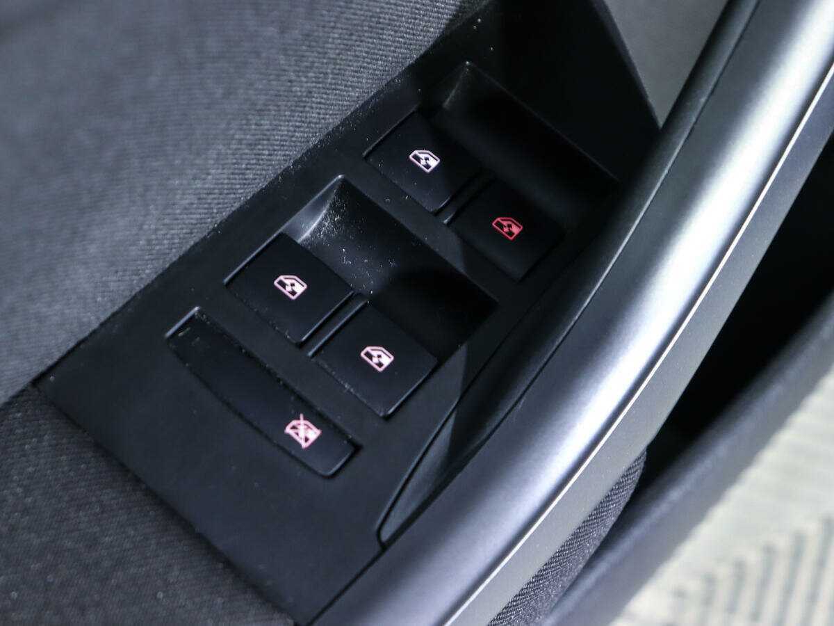 Opel Astra с пробегом — 2014 год. Фото: #13