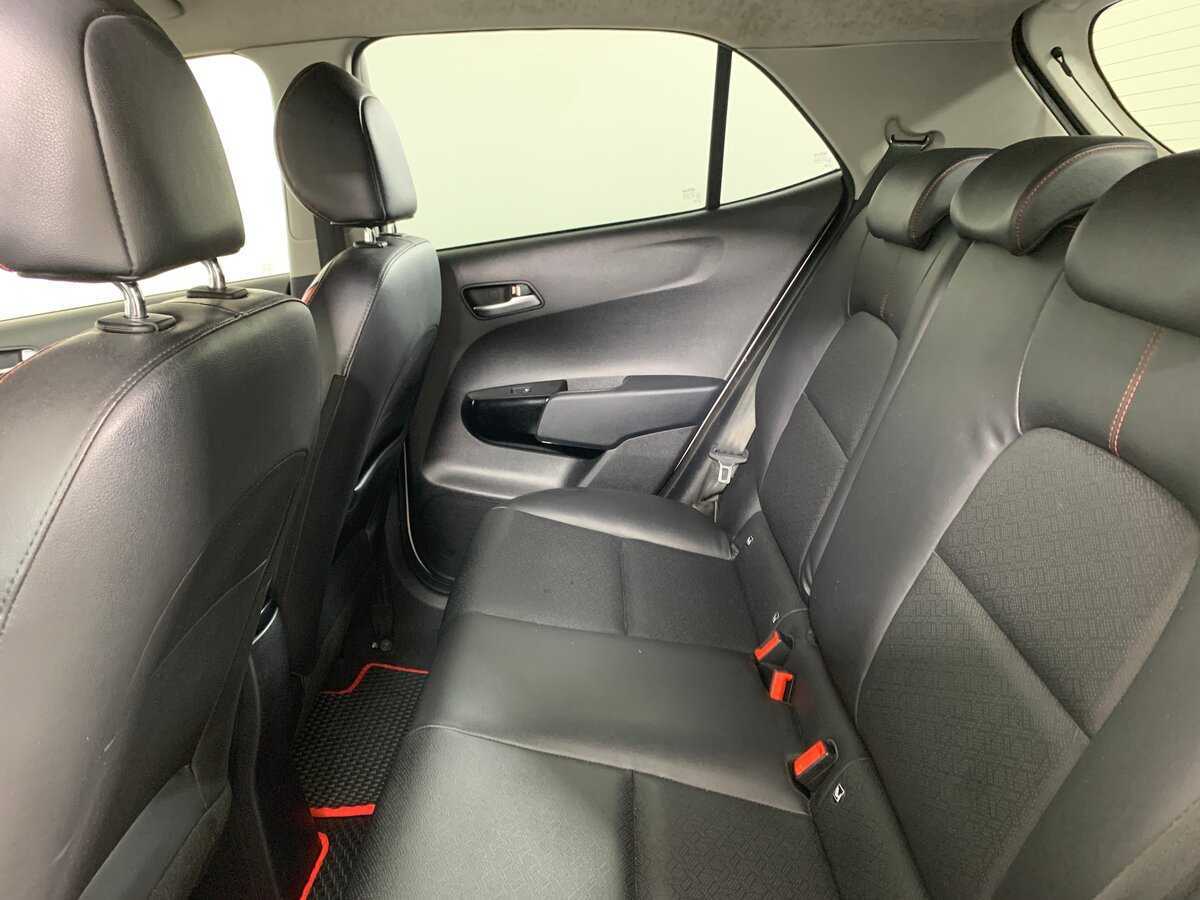 Kia Picanto с пробегом — 2018 год. Фото: #18