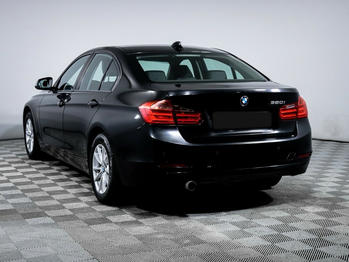BMW 3 серии с пробегом — 2013 год. Фото: #5