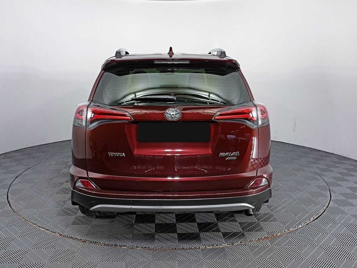 Toyota RAV4 с пробегом — 2019 год. Фото: #5