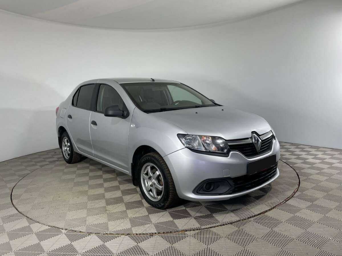 Renault Logan с пробегом — 2015 год. Фото: #2