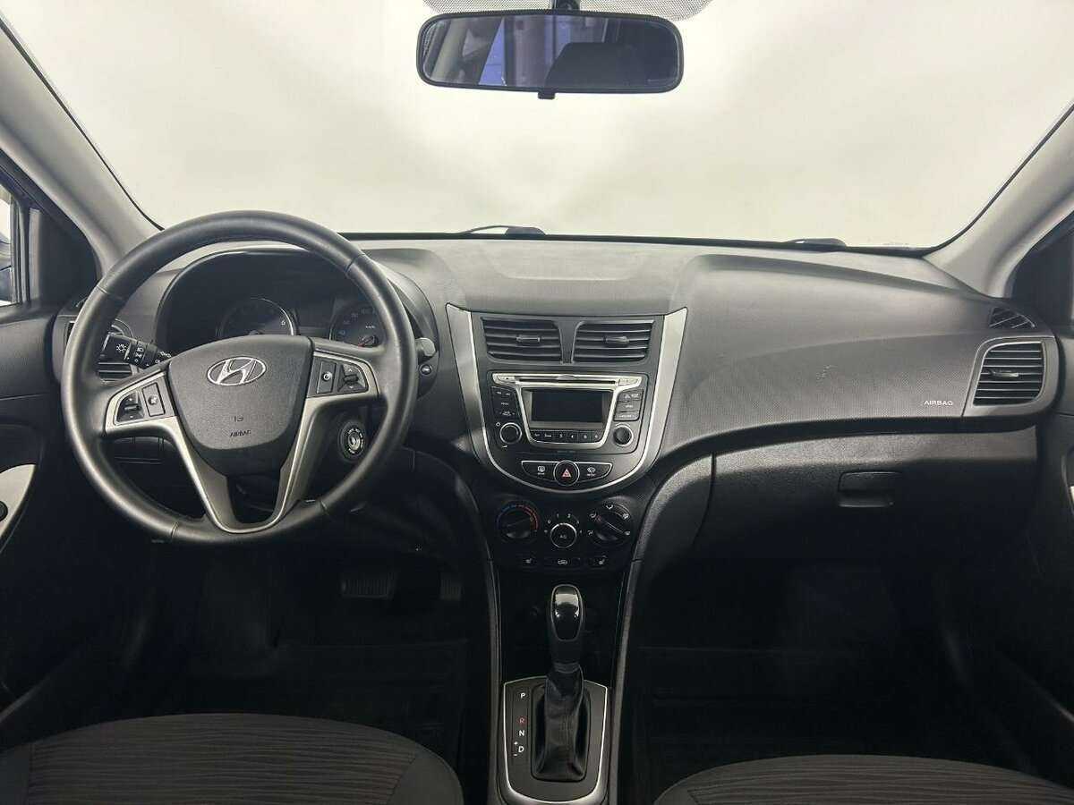 Hyundai Solaris с пробегом — 2016 год. Фото: #6