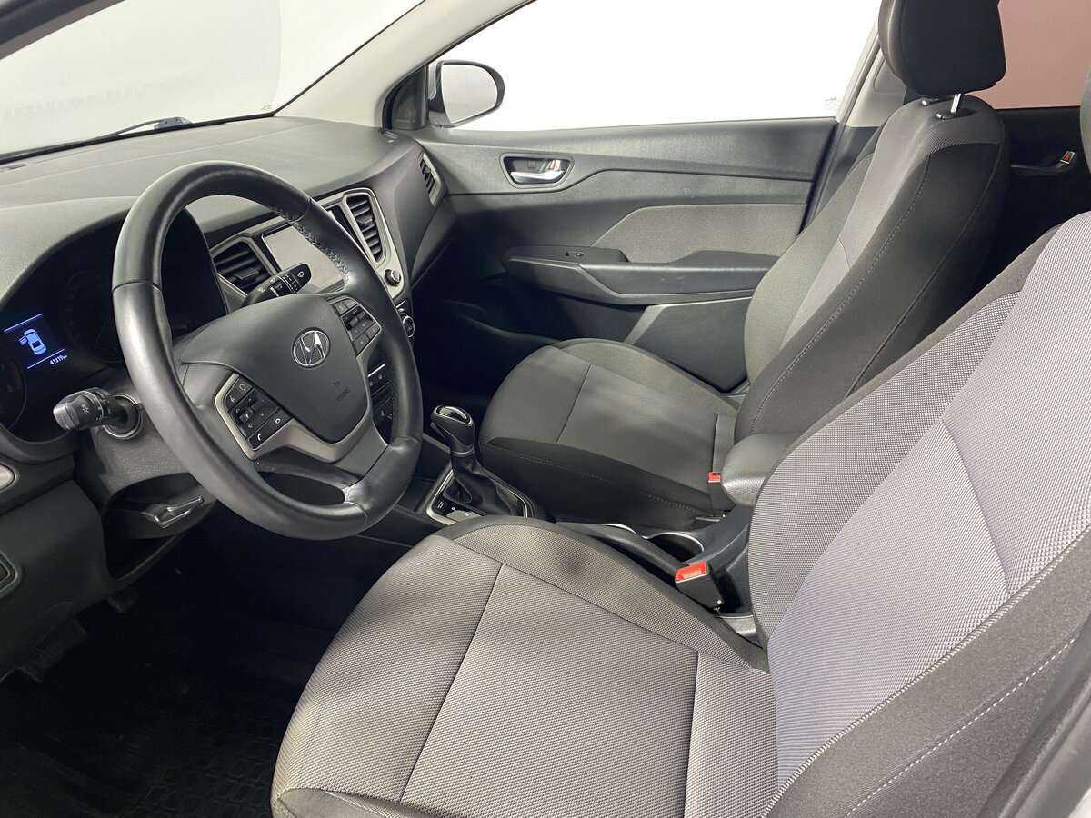 Hyundai Solaris с пробегом — 2019 год. Фото: #7