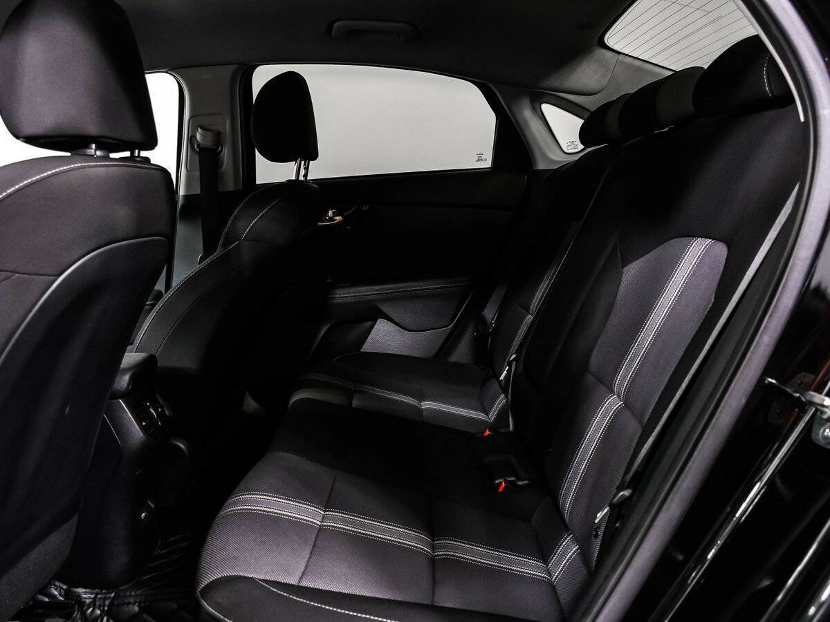 Kia Cerato с пробегом — 2022 год. Фото: #12