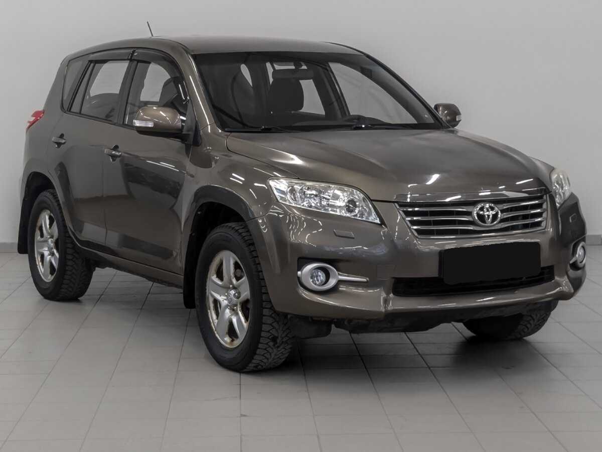 Toyota RAV4 с пробегом — 2012 год. Фото: #2