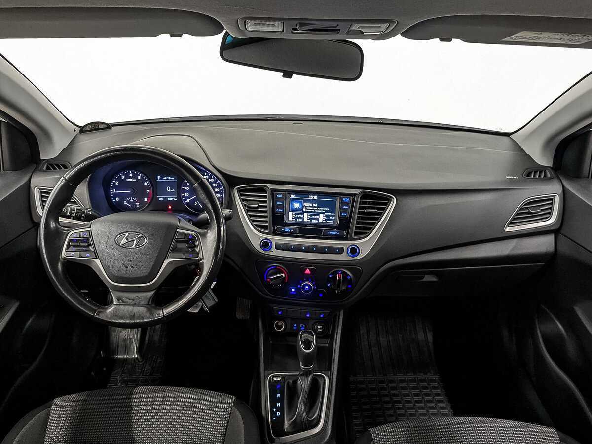 Hyundai Solaris с пробегом — 2017 год. Фото: #13