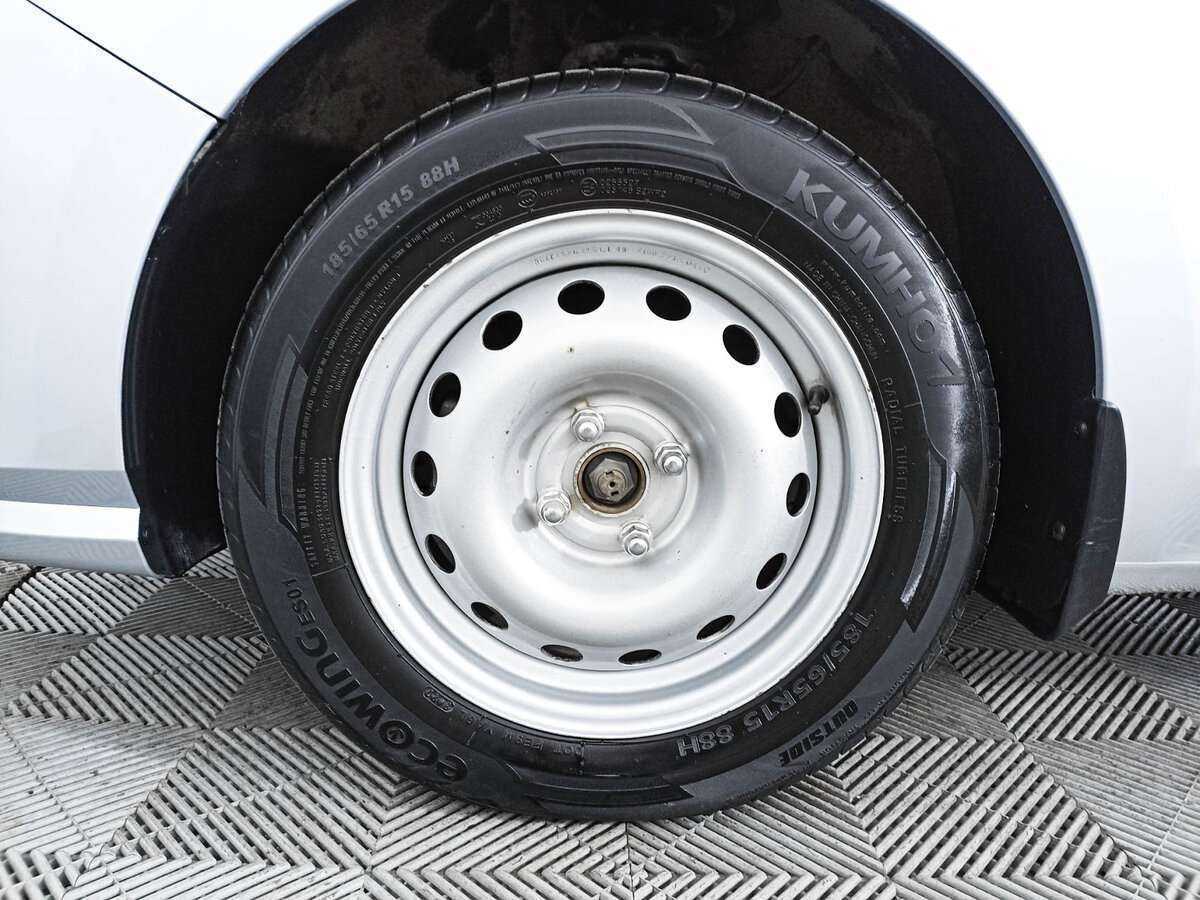 Hyundai Solaris с пробегом — 2020 год. Фото: #17