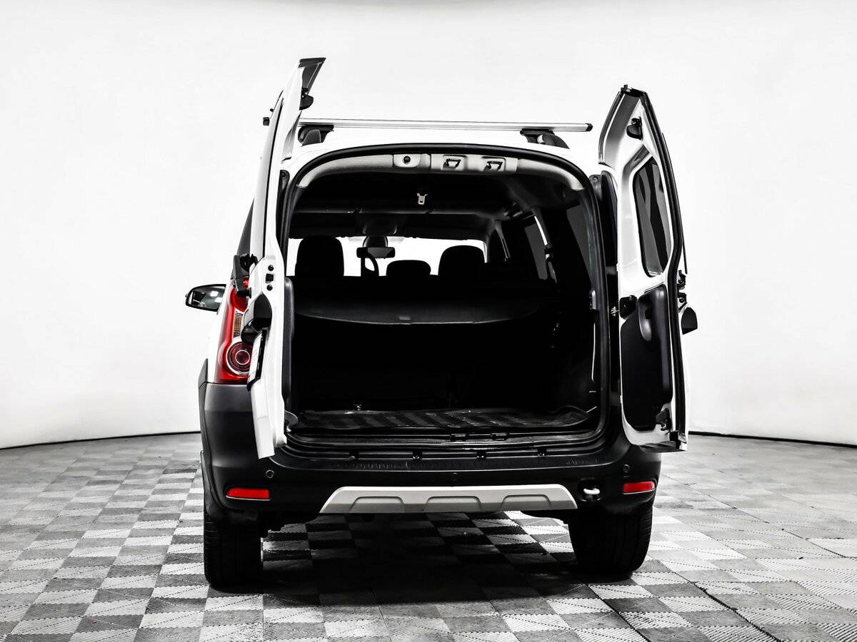 Lada (ВАЗ) Largus с пробегом — 2021 год. Фото: #12