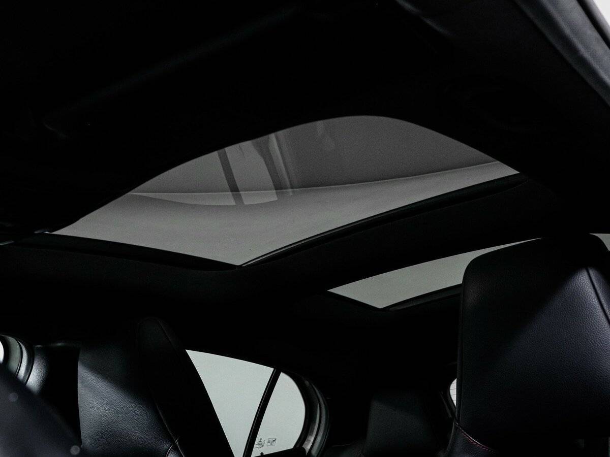 Mercedes-Benz GLA с пробегом — 2014 год. Фото: #17