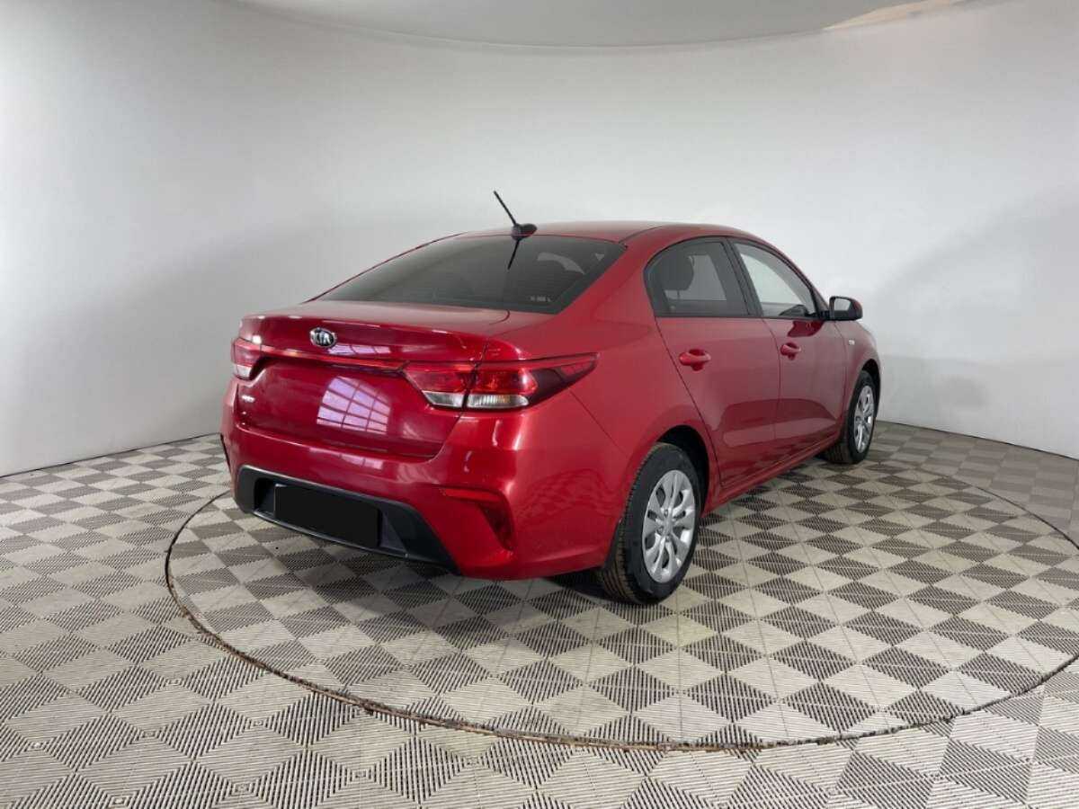 Kia Rio с пробегом — 2019 год. Фото: #3