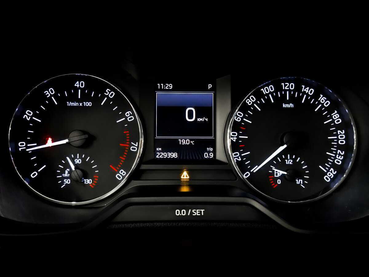 Skoda Octavia с пробегом — 2016 год. Фото: #12