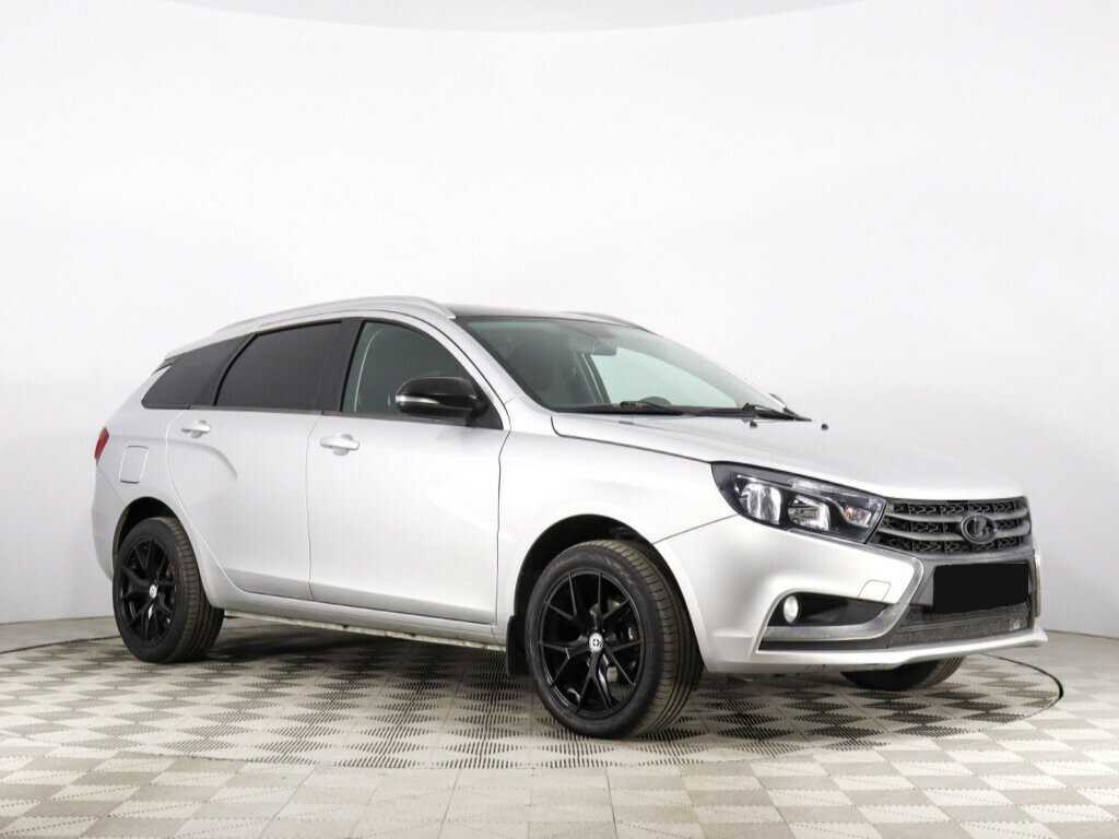 Lada (ВАЗ) Vesta с пробегом — 2018 год. Посмотреть фото
