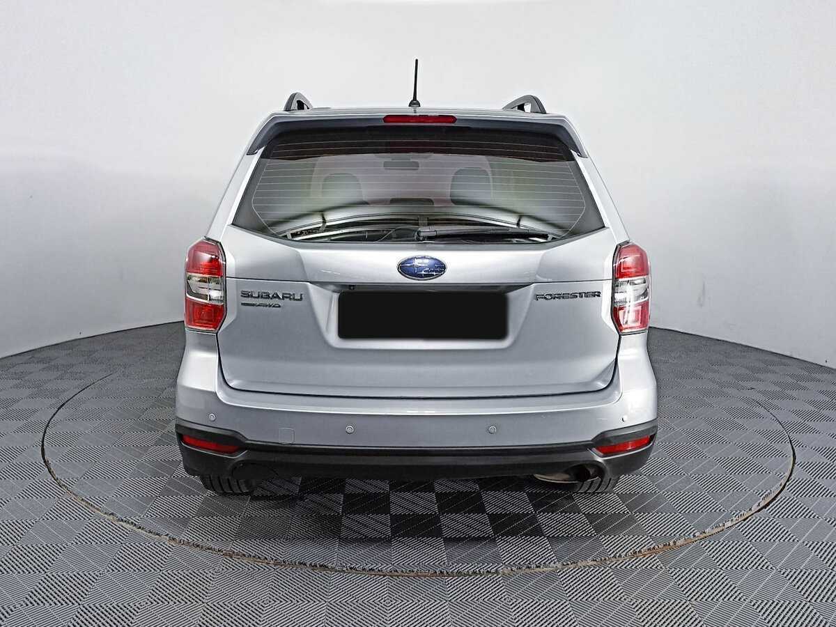 Subaru Forester с пробегом — 2014 год. Фото: #4