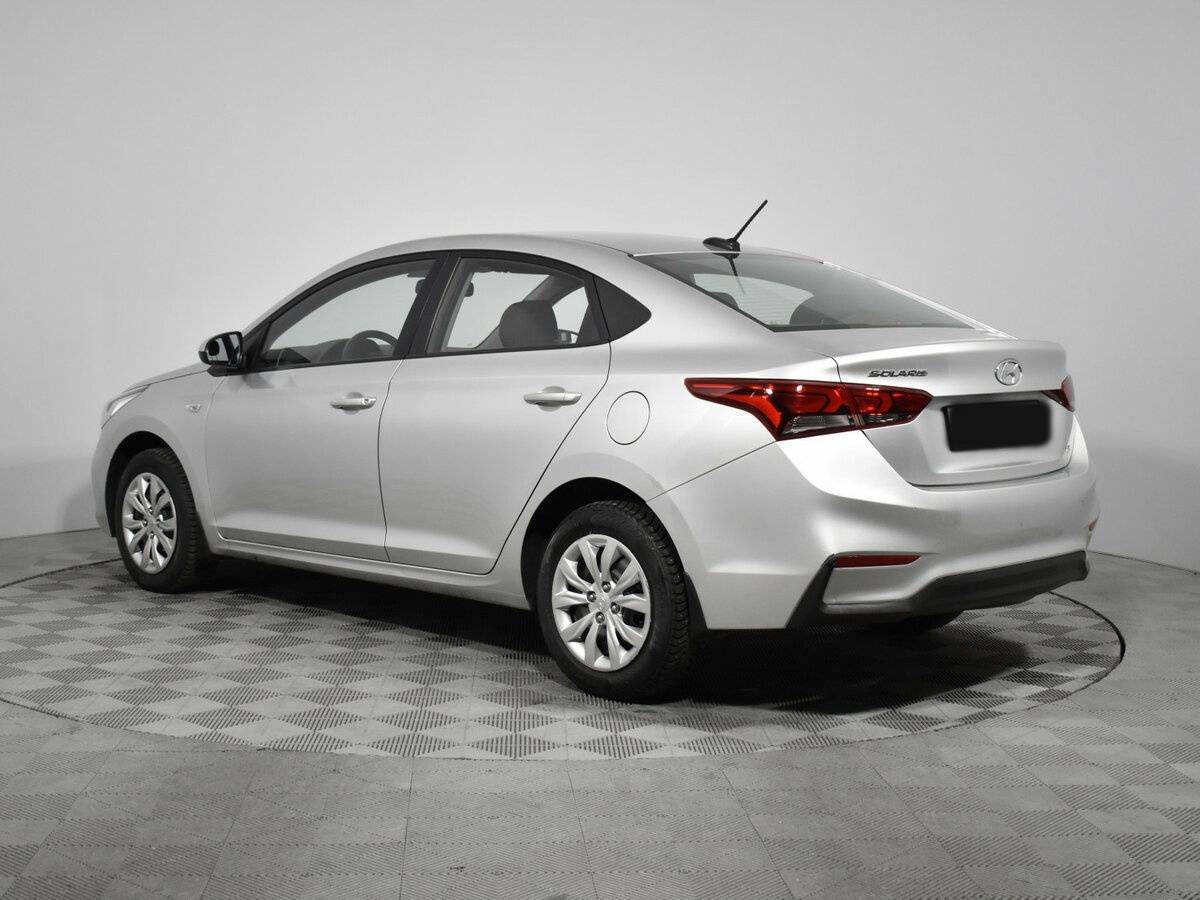 Hyundai Solaris с пробегом — 2017 год. Фото: #6