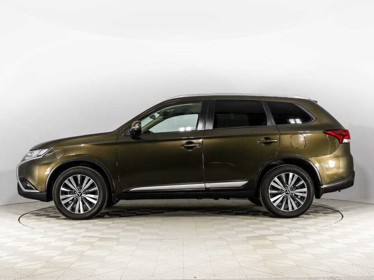 Mitsubishi Outlander с пробегом — 2020 год. Фото: #7