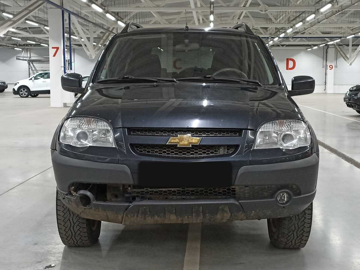 Chevrolet Niva с пробегом — 2015 год. Фото: #1