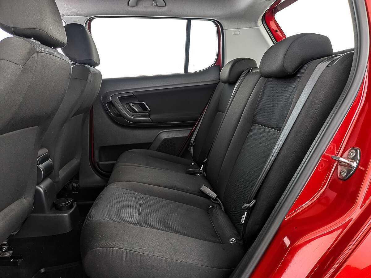 Skoda Fabia с пробегом — 2013 год. Фото: #17