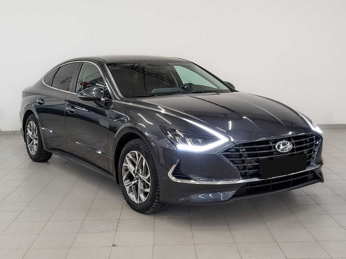 Hyundai Sonata с пробегом — 2021 год. Фото: #2
