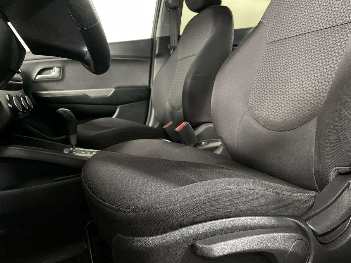 Kia Rio с пробегом — 2017 год. Фото: #8