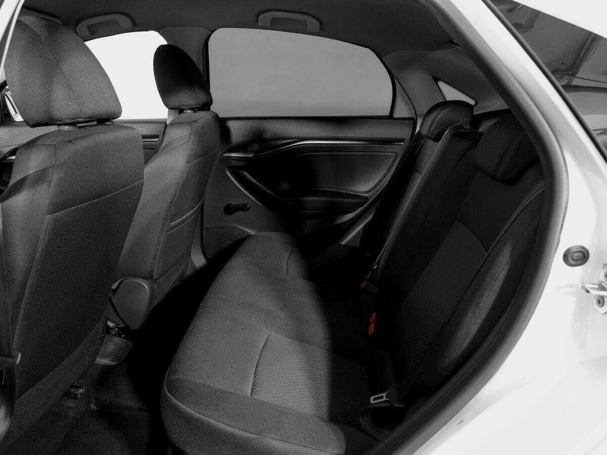 Lada (ВАЗ) Vesta с пробегом — 2019 год. Фото: #9