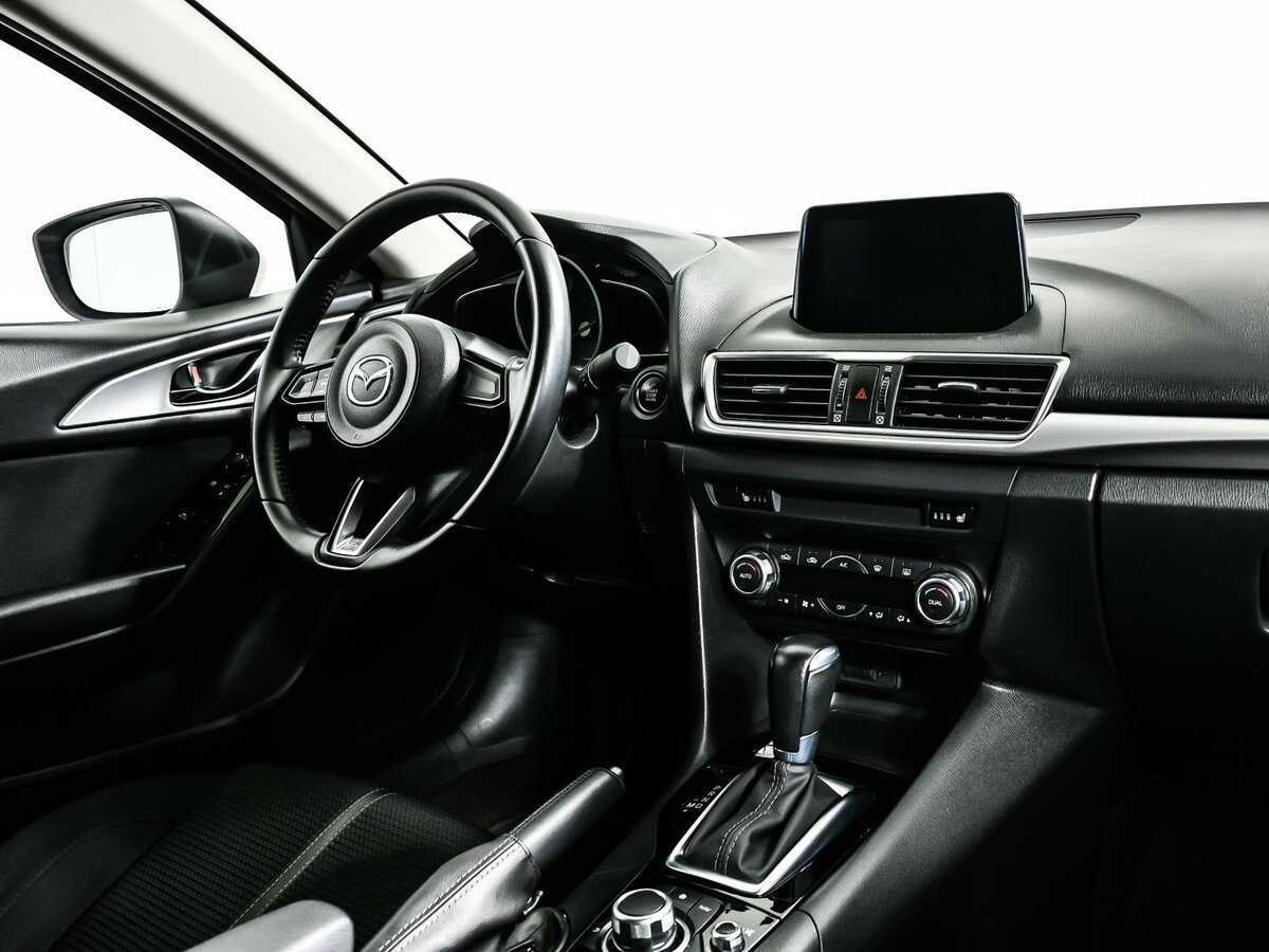 Mazda 3 с пробегом — 2018 год. Фото: #8