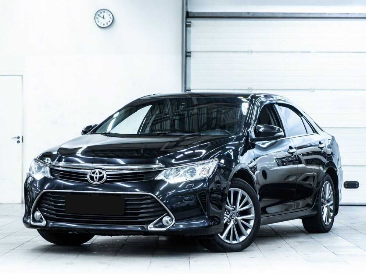 Toyota Camry с пробегом — 2017 год. Фото: #0