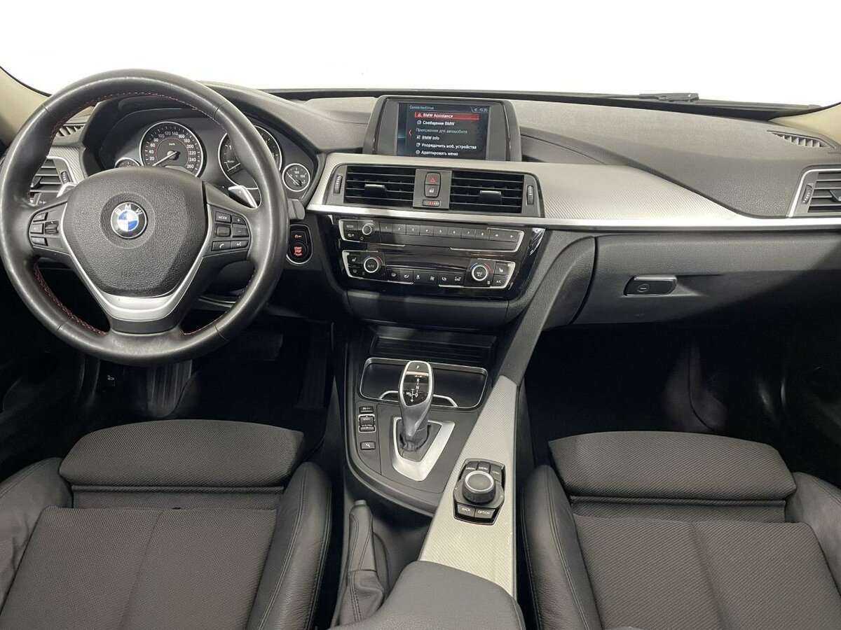 BMW 3 серии с пробегом — 2018 год. Фото: #6