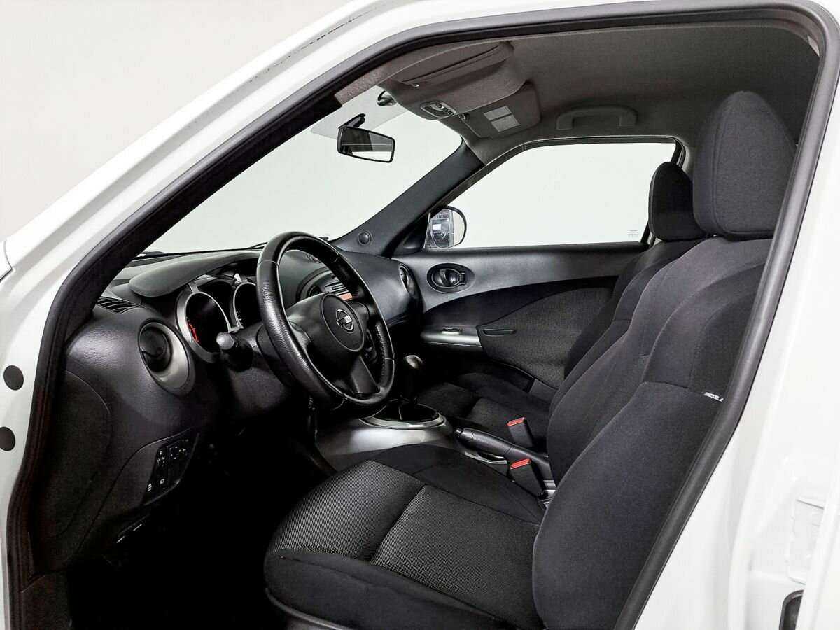 Nissan Juke с пробегом — 2012 год. Фото: #13