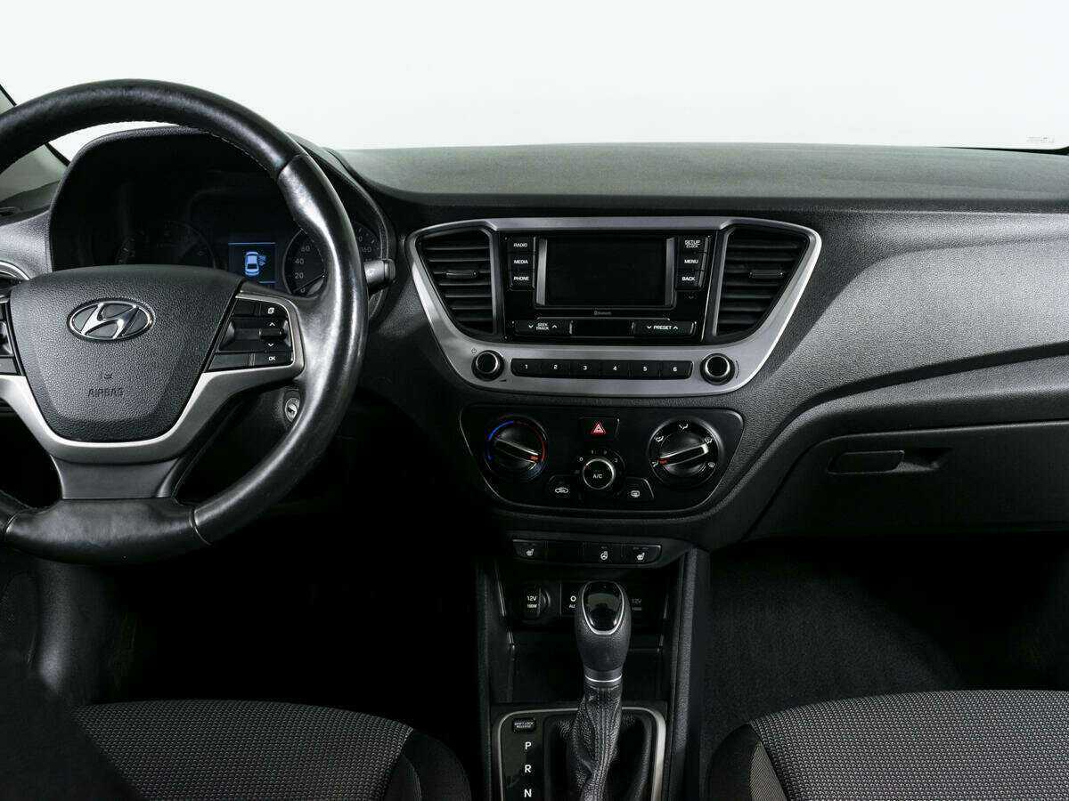 Hyundai Solaris с пробегом — 2018 год. Фото: #6