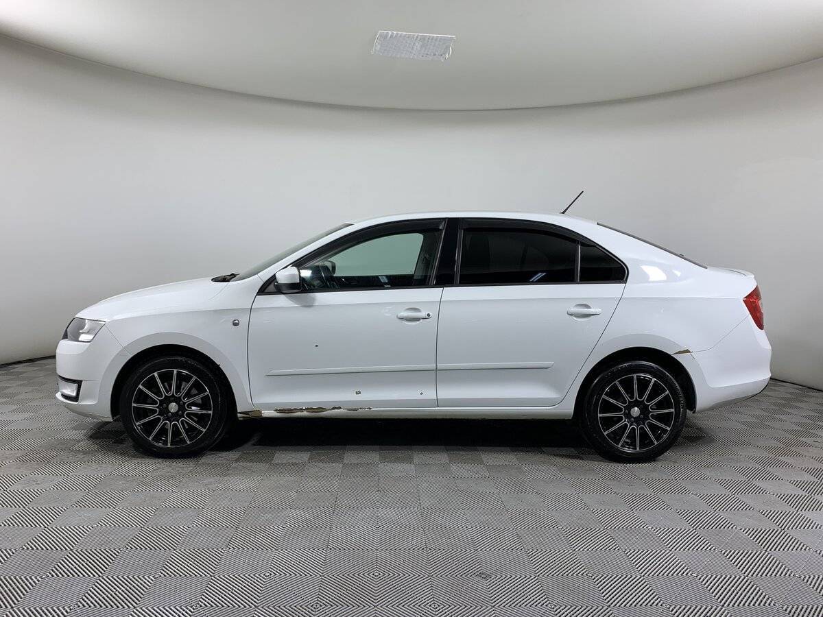 Skoda Rapid с пробегом — 2016 год. Фото: #7
