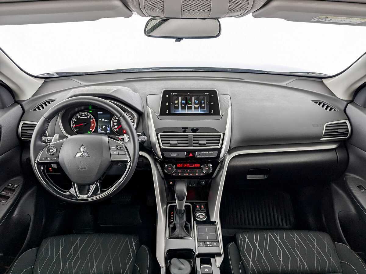 Mitsubishi Eclipse Cross с пробегом — 2019 год. Фото: #13