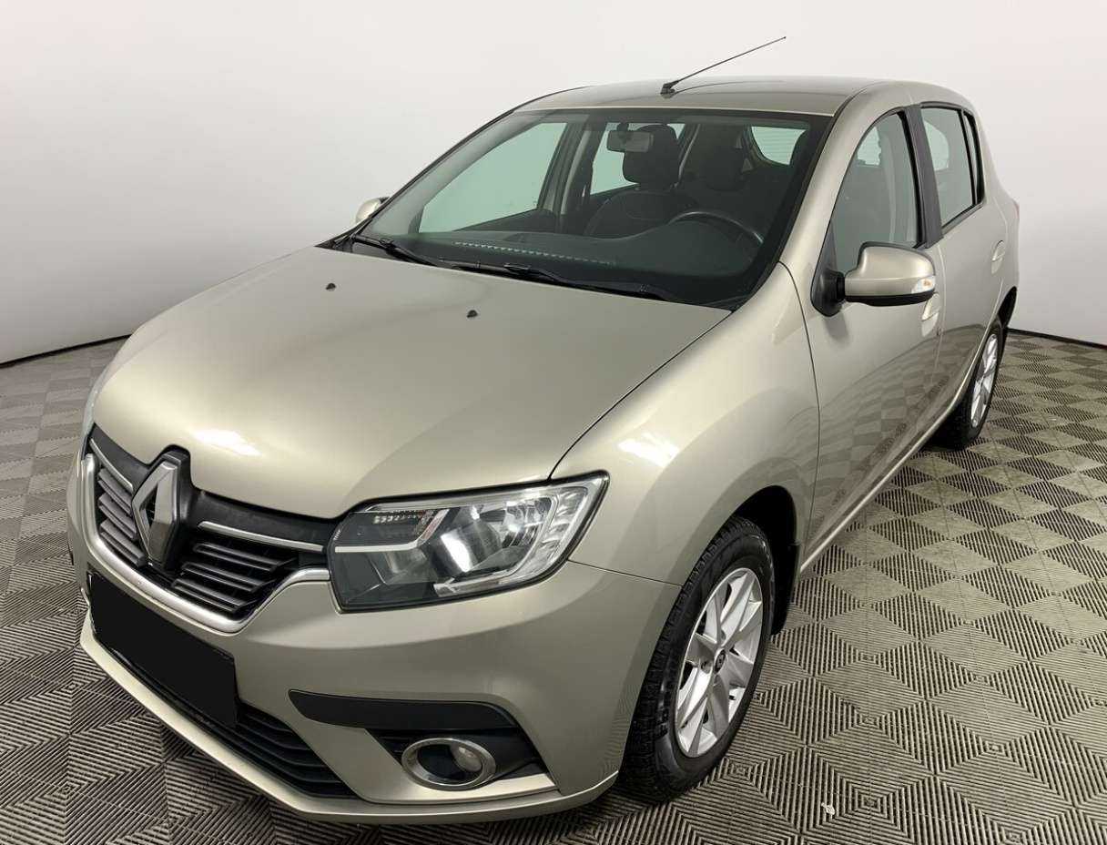 Renault Sandero с пробегом — 2019 год. Посмотреть фото