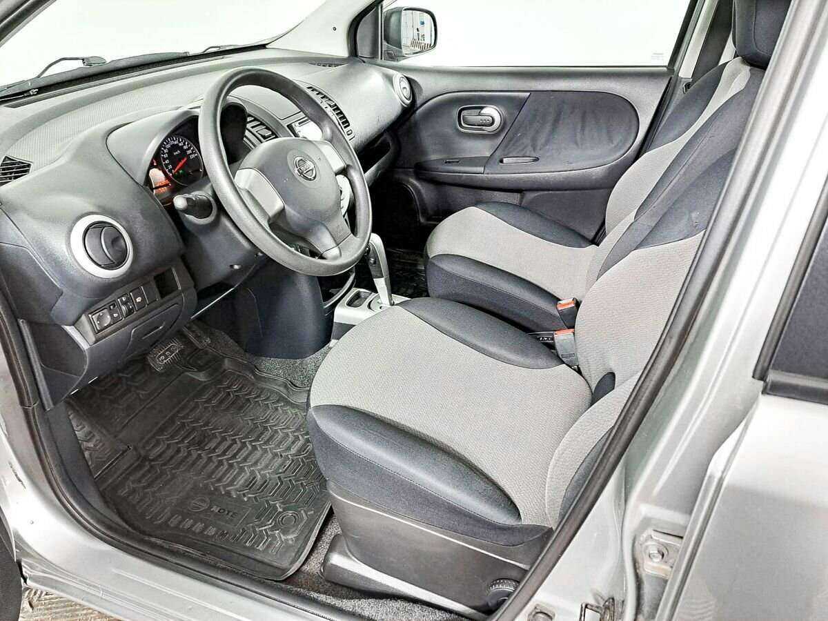 Nissan Note с пробегом — 2012 год. Фото: #13