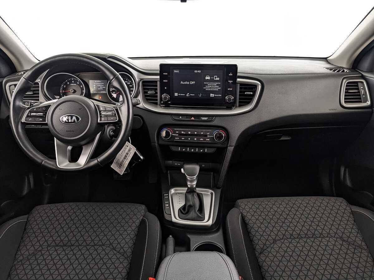 Kia Ceed с пробегом — 2021 год. Фото: #9