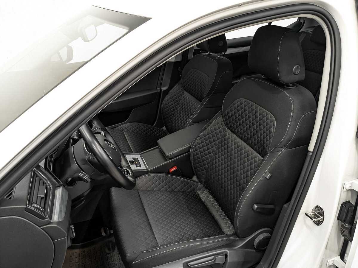 Skoda Superb с пробегом — 2020 год. Фото: #20