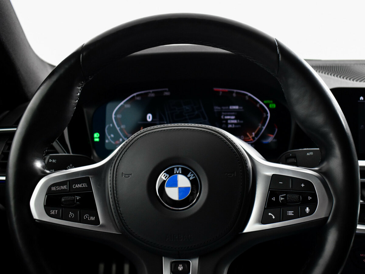 BMW 3 серии с пробегом — 2016 год. Фото: #13