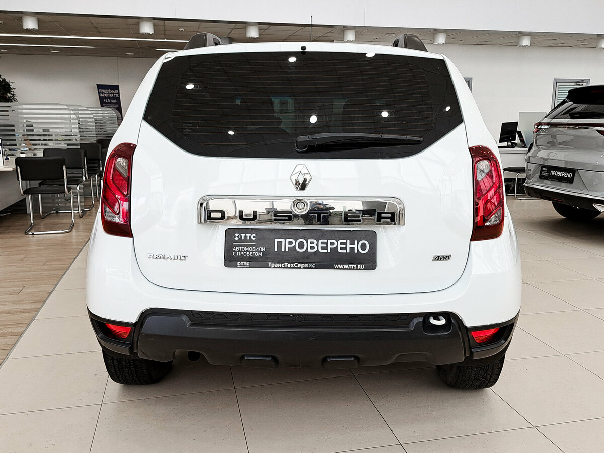 Renault Duster с пробегом — 2015 год. Фото: #4