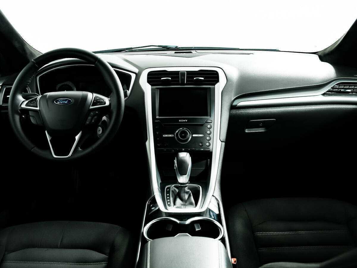 Ford Mondeo с пробегом — 2015 год. Фото: #10