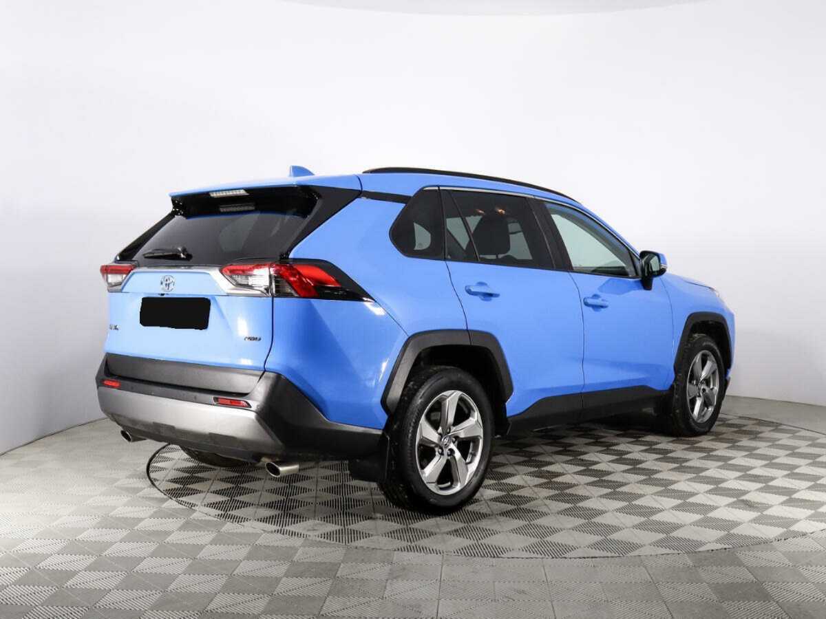 Toyota RAV4 с пробегом — 2021 год. Фото: #5