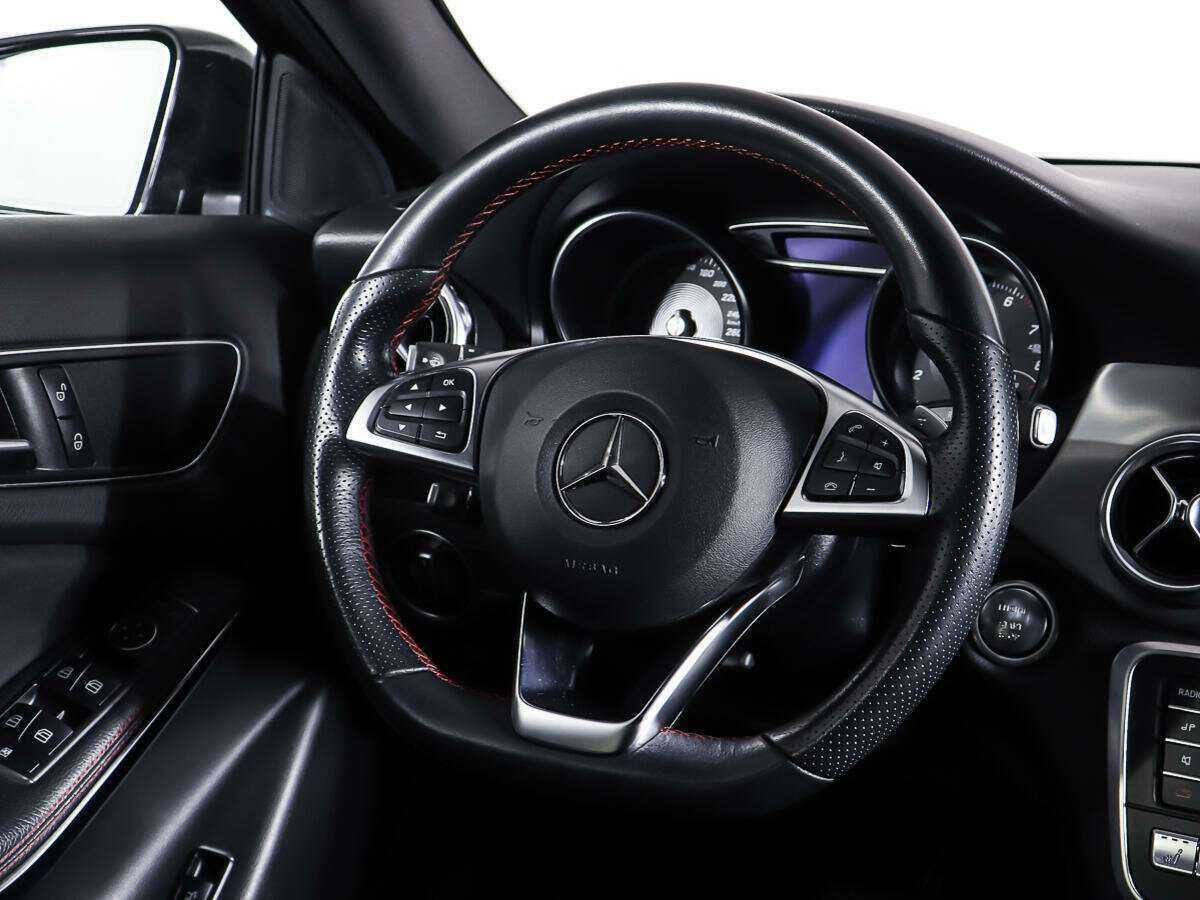 Mercedes-Benz GLA с пробегом — 2018 год. Фото: #13