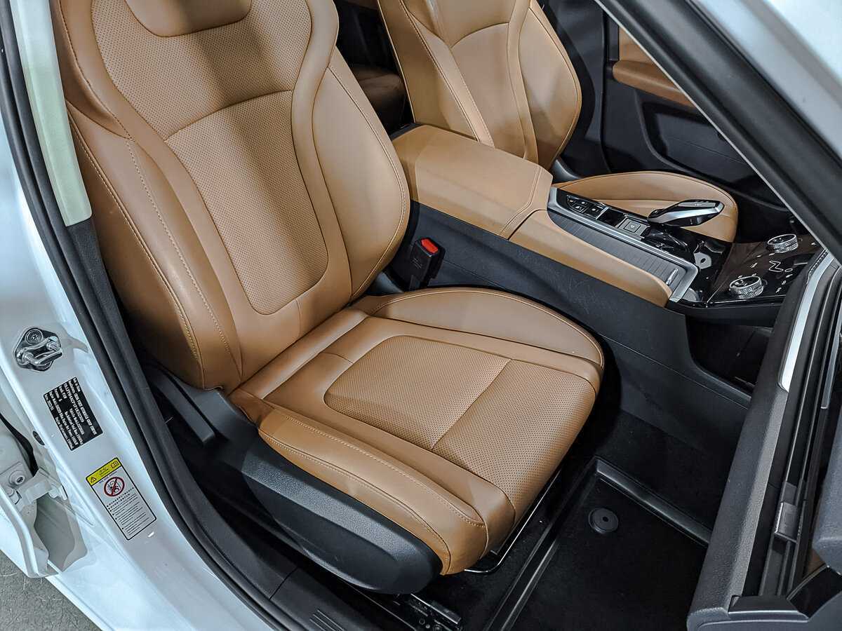 FAW Bestune B70 с пробегом — 2023 год. Фото: #20