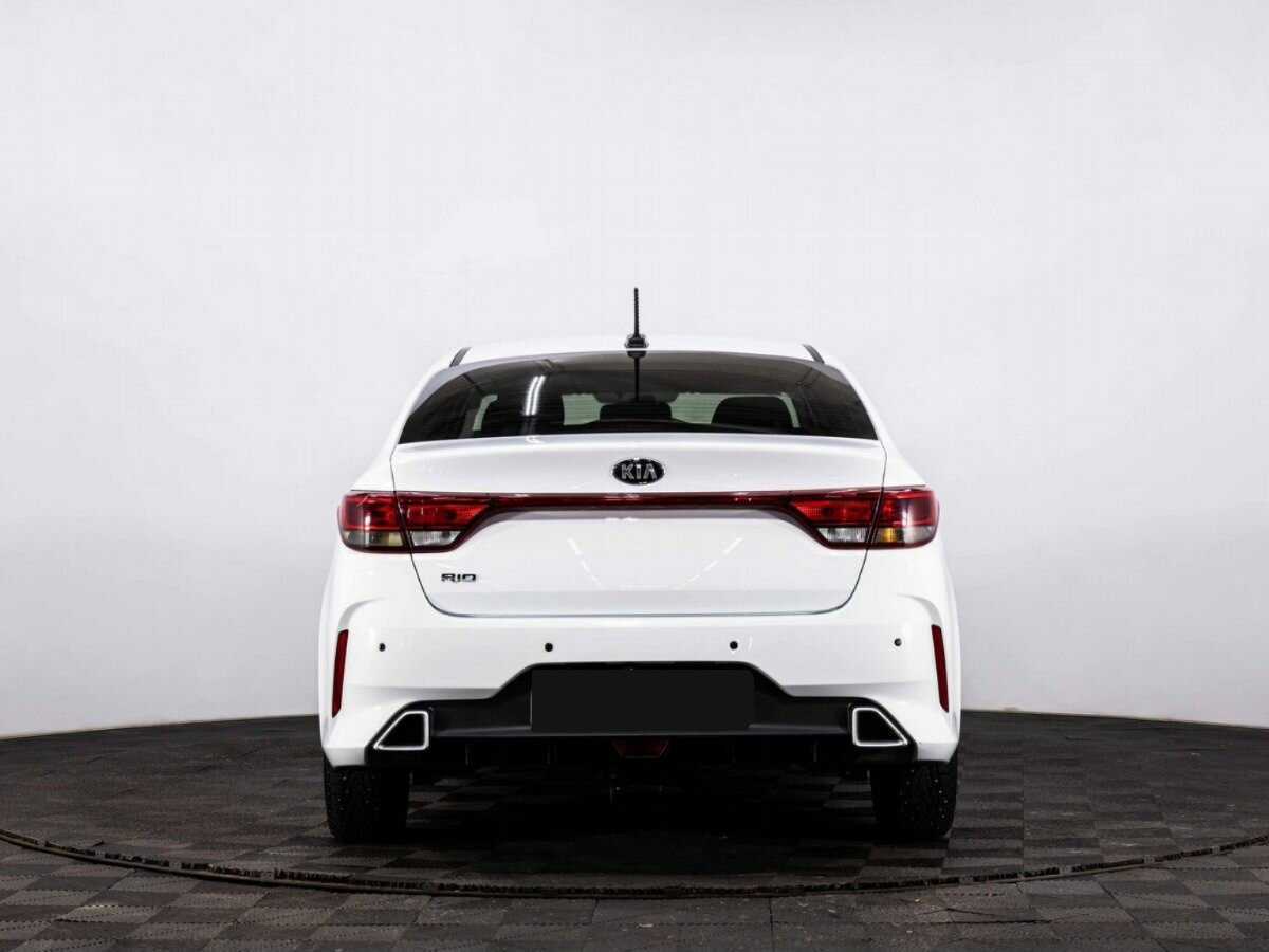Kia Rio с пробегом — 2021 год. Фото: #4