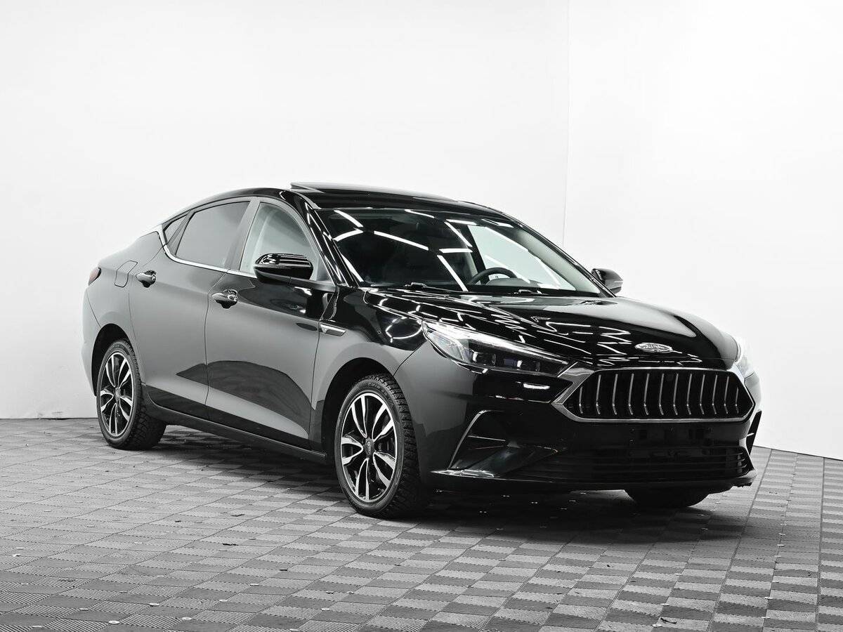 JAC J7 с пробегом — 2023 год. Фото: #1