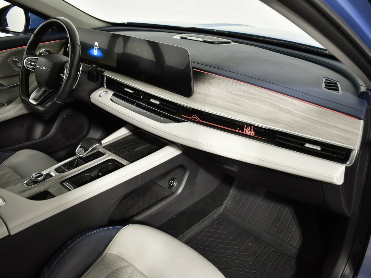 Chery Arrizo 8 с пробегом — 2023 год. Фото: #13