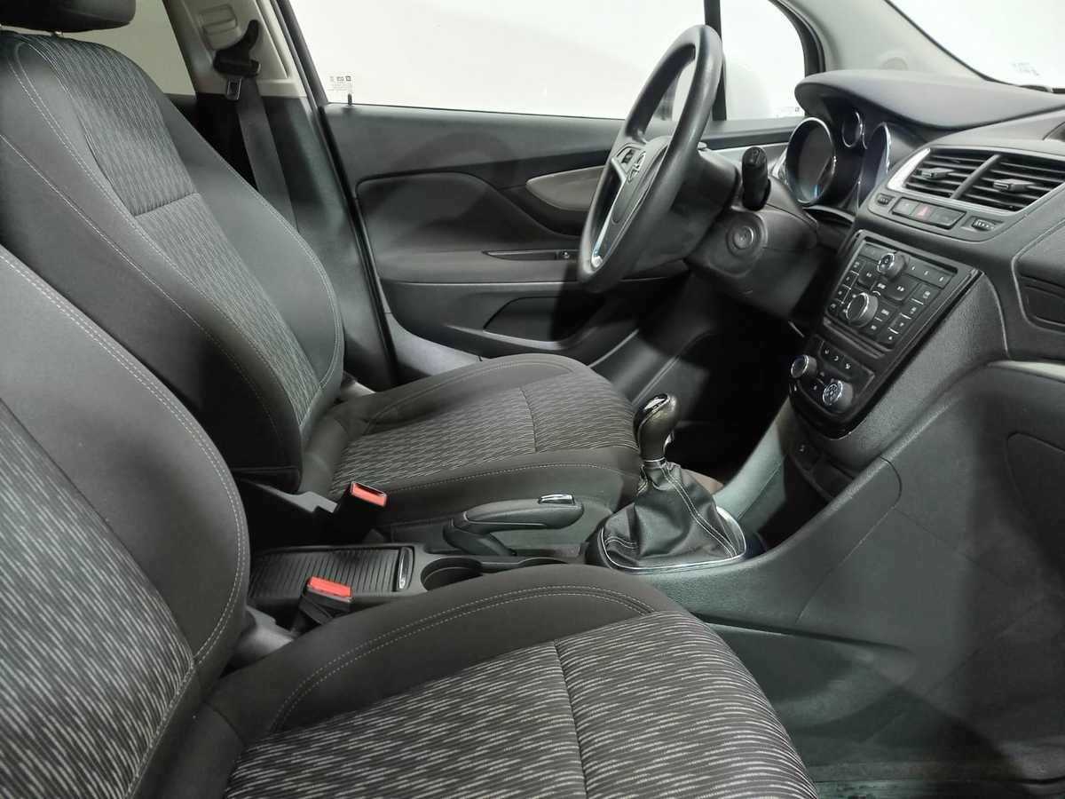 Opel Mokka с пробегом — 2014 год. Фото: #9