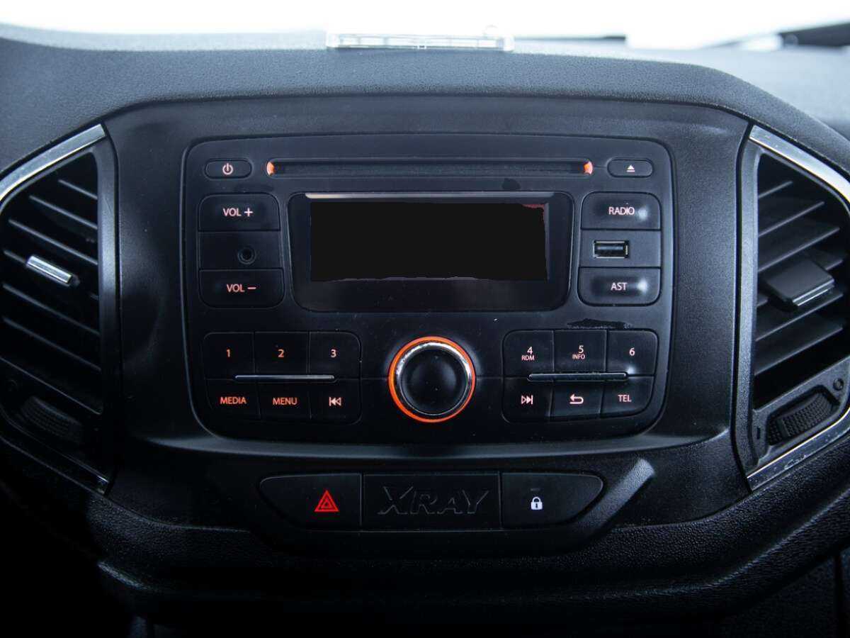 Lada (ВАЗ) XRAY с пробегом — 2017 год. Фото: #16