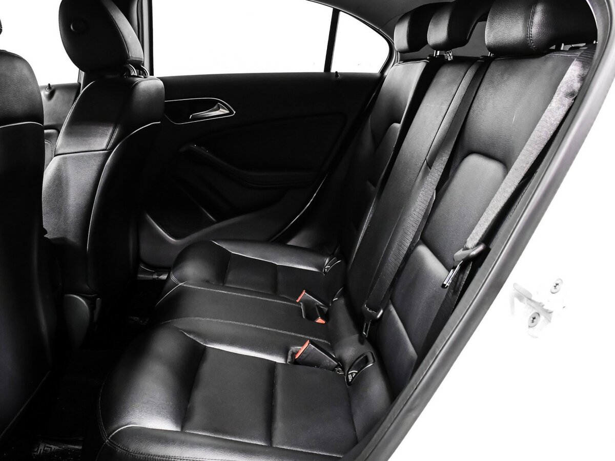 Mercedes-Benz A-Класс с пробегом — 2013 год. Фото: #10